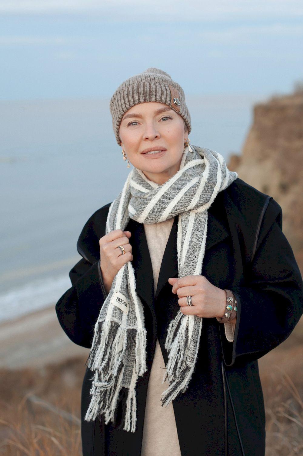 NOOSA Pachamama Alpaca Bouclé Mittens Taupe Brown Melange