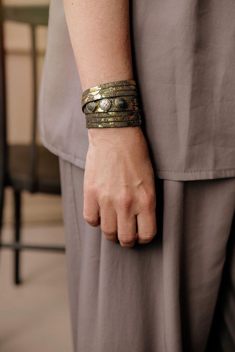 NOOSA Petite Triple bracelet golden foil black graphite