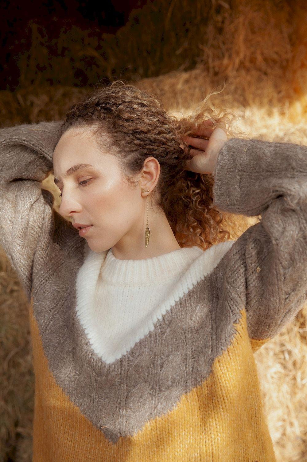 NOOSA Relic Arrow earstud chain gold-plated silver (price per piece)