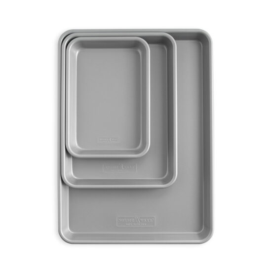 nordic ware 3-Piece Brilliant Bakeware Nonstick Sheet Pan Set