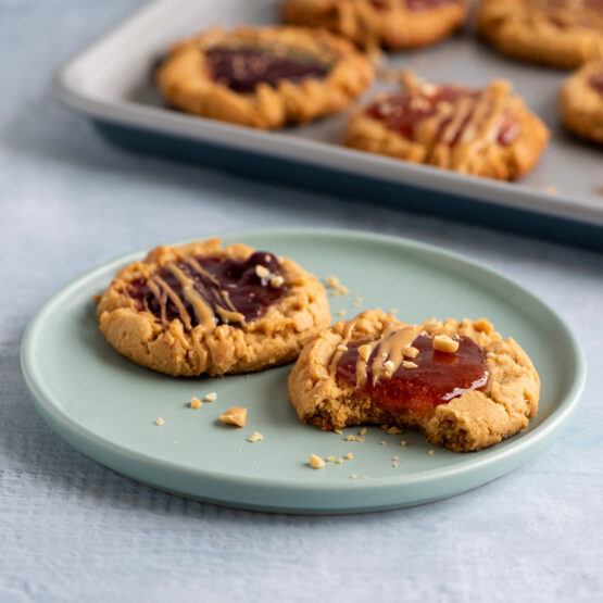 Nordic Ware Brilliant Bakeware Set Of 2 Nonstick Half Sheet Pans