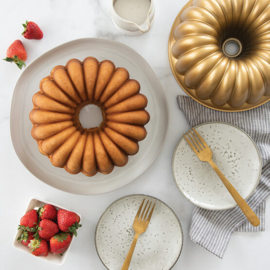 Nordic Ware Elegant Party Bundt® Pan Translucent Bundt Cake And Lemon Cake Mix