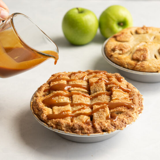 Nordic Ware Naturals® Compact Ovenware 5" Mini Pie Pan