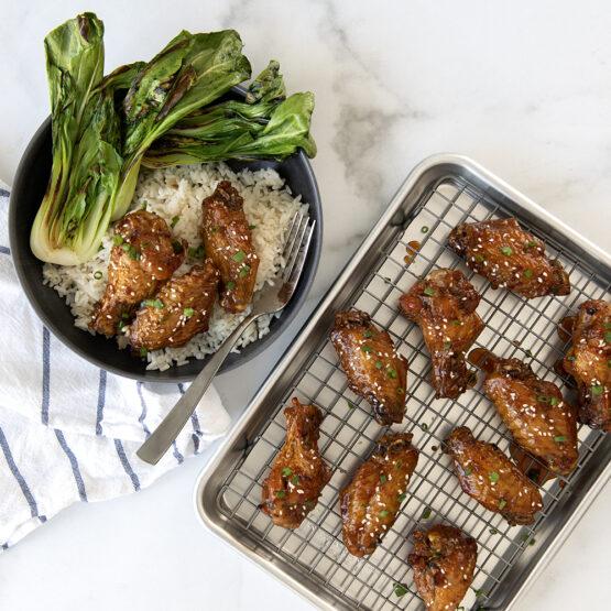 Nordic Ware Naturals® Quarter Sheet Pan With Oven-Safe Nonstick Grid