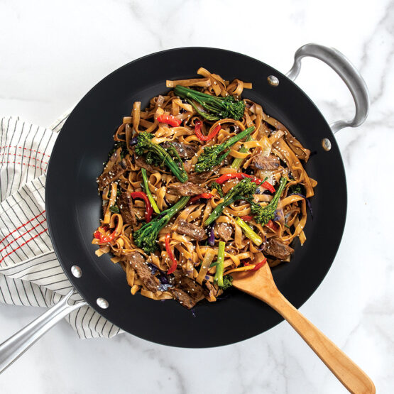 Nordic Ware 14" Spun Wok