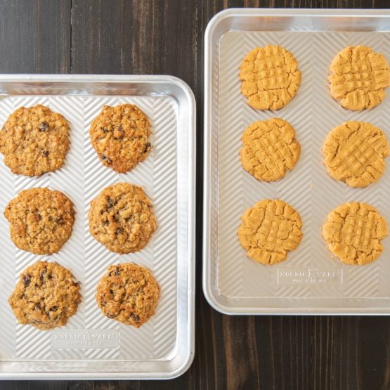 Nordic Ware 2 Pack Prism Quarter Sheet