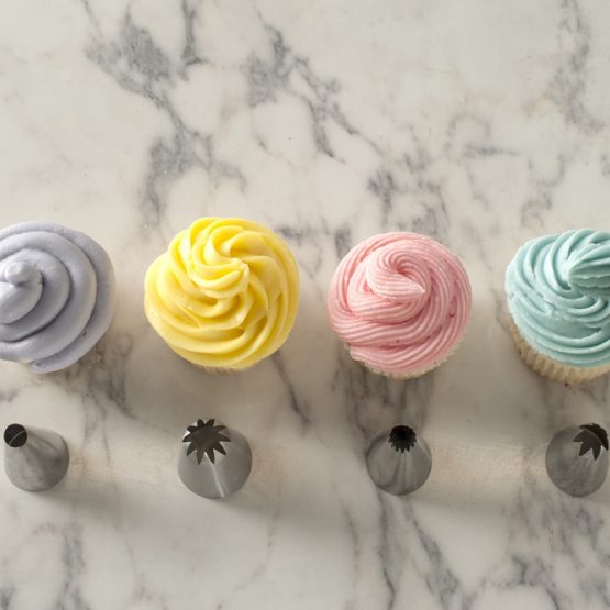 Nordic Ware 6 Piece Jumbo Decorating Set