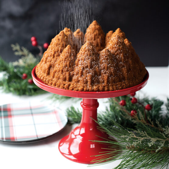 Nordic Ware 9 Cup Pine Forest Bundt® Pan