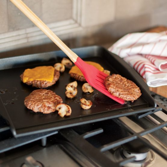 Nordic Ware Backsplash Griddle