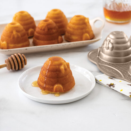 Nordic Ware Beehive Cakelet Pan