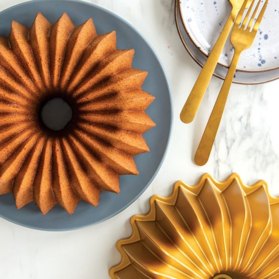 Nordic Ware Brilliance Bundt® Pan