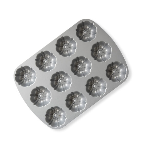 Nordic Ware Bundt® Brownie Pan