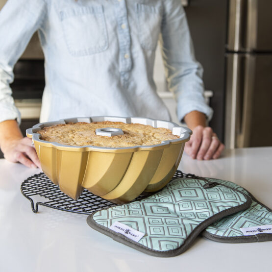 Nordic Ware Bundt® Hot Pad