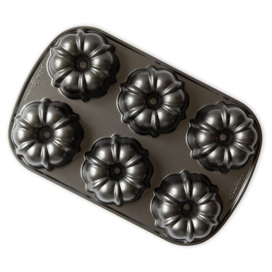nordic ware Classic Bundtlette® Cake Pan