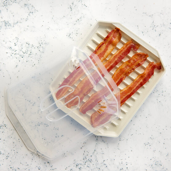 Nordic Ware Compact Bacon Tray With Lid