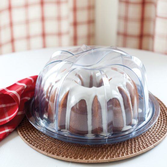 Nordic Ware Deluxe Bundt® Cake Keeper