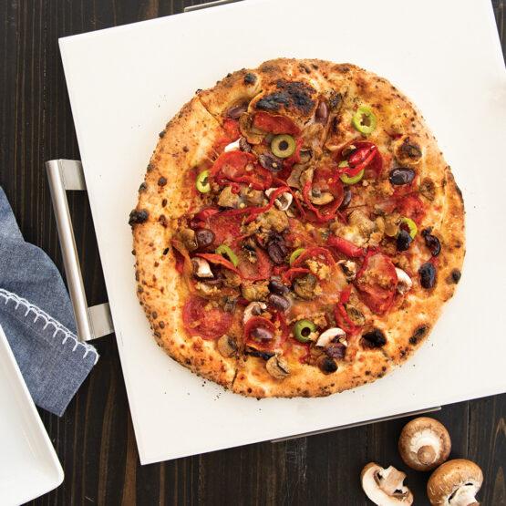 Nordic Ware Deluxe Square Pizza Stone With Rack