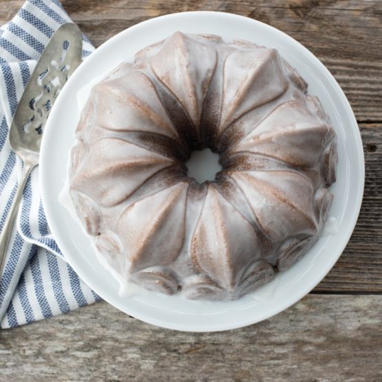 Nordic Ware Fleur De Lis Bundt® Pan