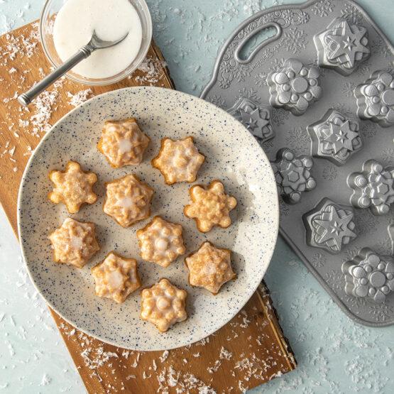 Nordic Ware Frosty Flakes Bites Pan