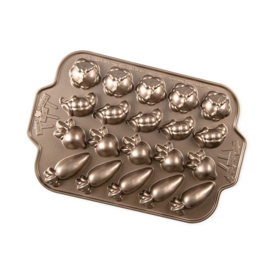 nordic ware Garden Patch Veggie Cakelet Pan