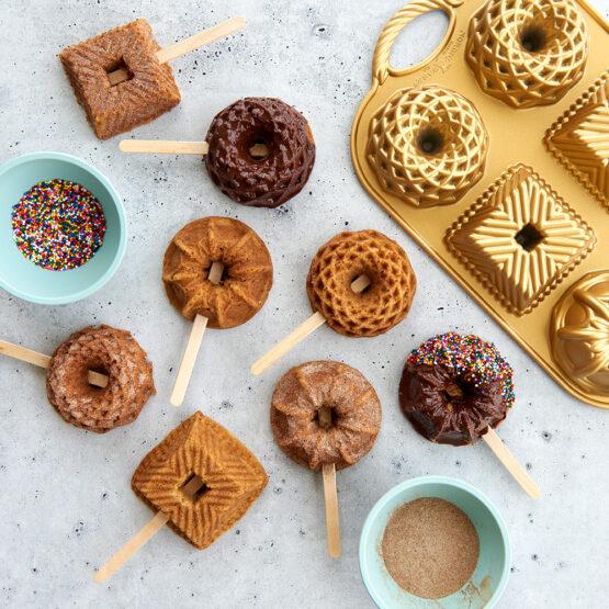 Nordic Ware Geo Bundtlette® Pan