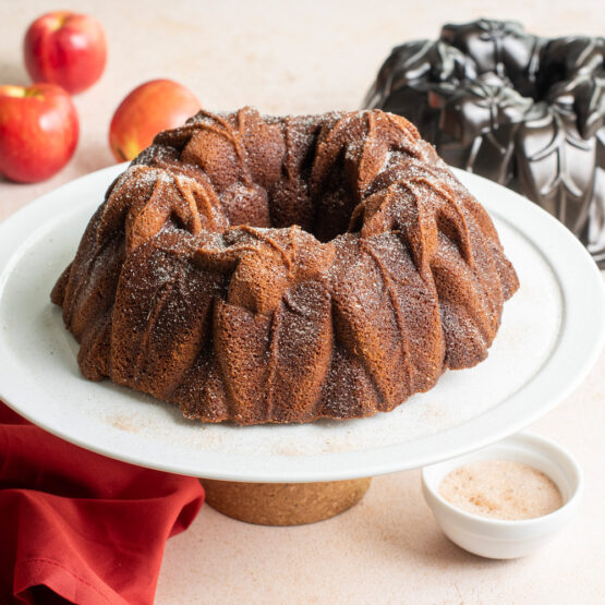 Nordic Ware Harvest Leaves Bundt® Pan