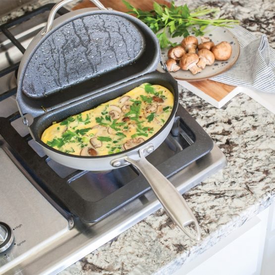 Nordic Ware Italian Frittata/Omelet Pan