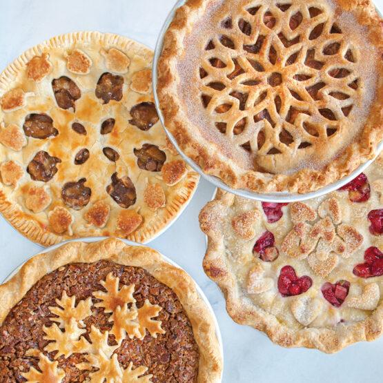 Nordic Ware Naturals® High Dome Covered Pie Pan