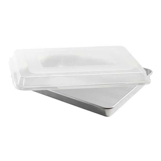 Nordic Ware Prism Big Batch Pan With Lid