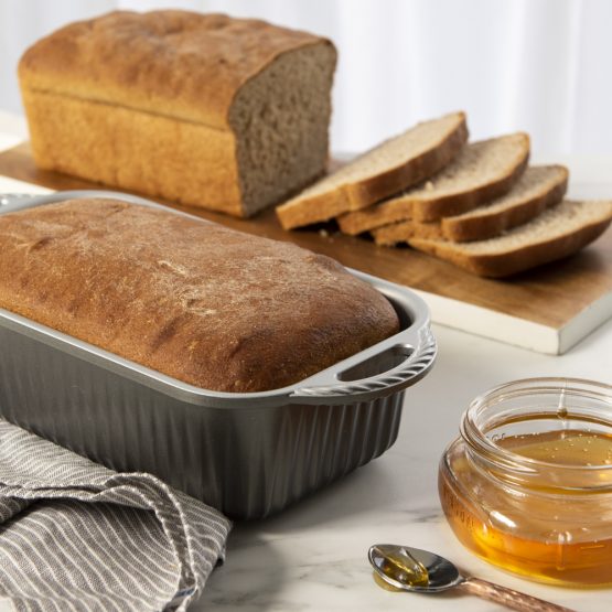 Nordic Ware ProCast Classic Loaf Pan