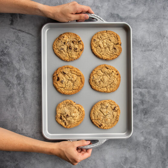 Nordic Ware ProCast Oven Baking Sheet Pan