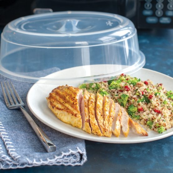 Nordic Ware Set Of 4 Microwave Safe Picnic Plates