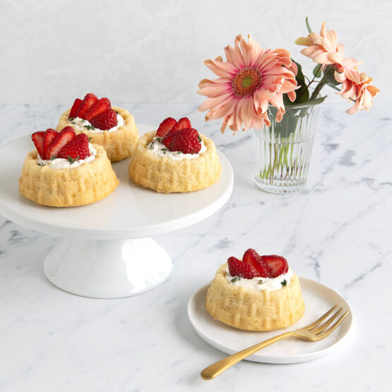 Nordic Ware Shortcake Baskets Pan