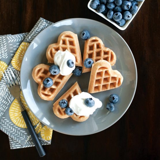 Nordic Ware Sweetheart Waffler