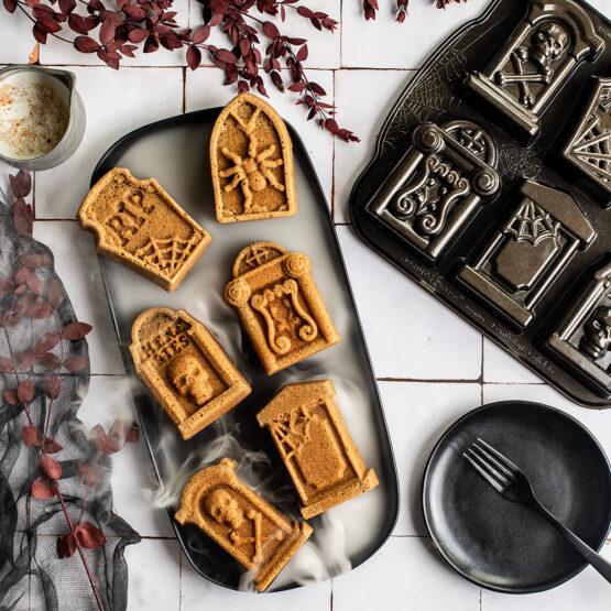 Nordic Ware Tombstone Cakelet Pan