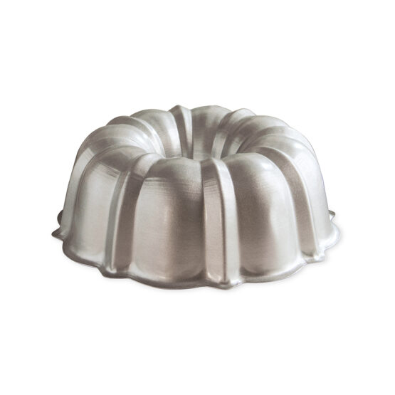 nordic ware Treat™ 12 Cup Bundt® Pan