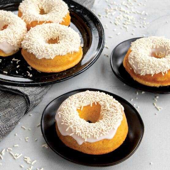 Nordic Ware Treat™ Nonstick Donut Pan