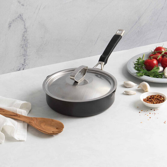 Nordic Ware Verde 8 Inch Lid