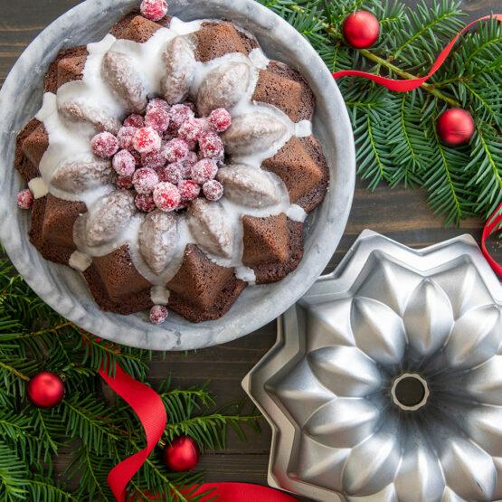 Nordic Ware Vintage Star Bundt® Pan