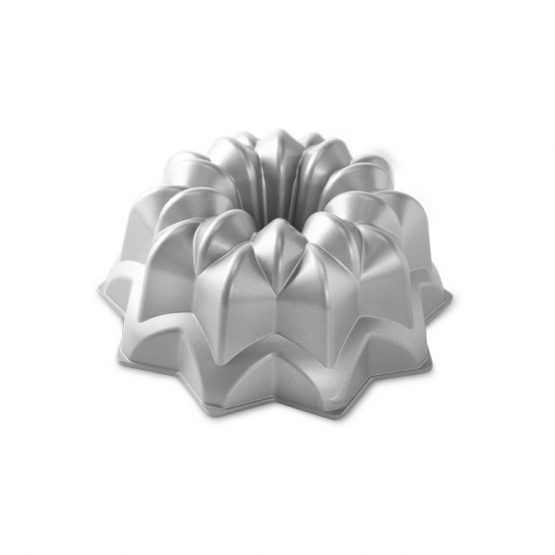 nordic ware Vintage Star Bundt® Pan