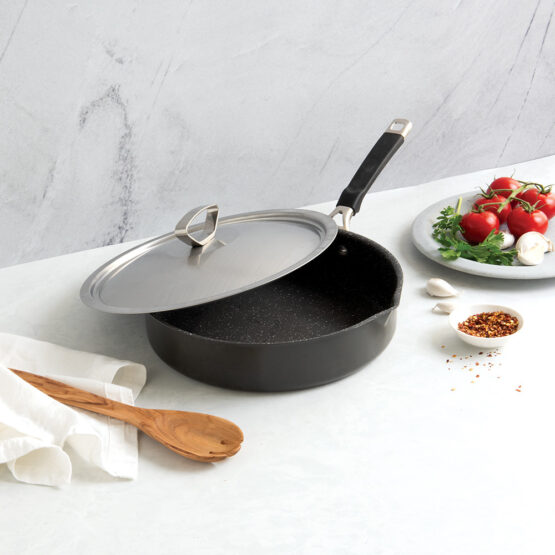 Nordic Ware Verde 10 Inch Ceramic Nonstick Skillet And Lid