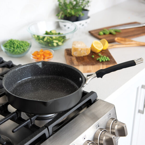 Nordic Ware Verde 10 Inch Ceramic Nonstick Skillet Pan