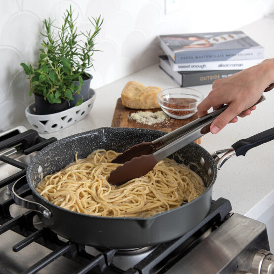 Nordic Ware Verde 12 Inch Ceramic Nonstick Skillet And Lid