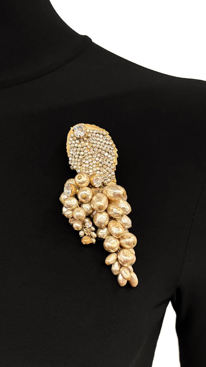 Norma Kamali MIRIAM HASKELL BEAD/STONE BROOCH AND EARRINGS SET