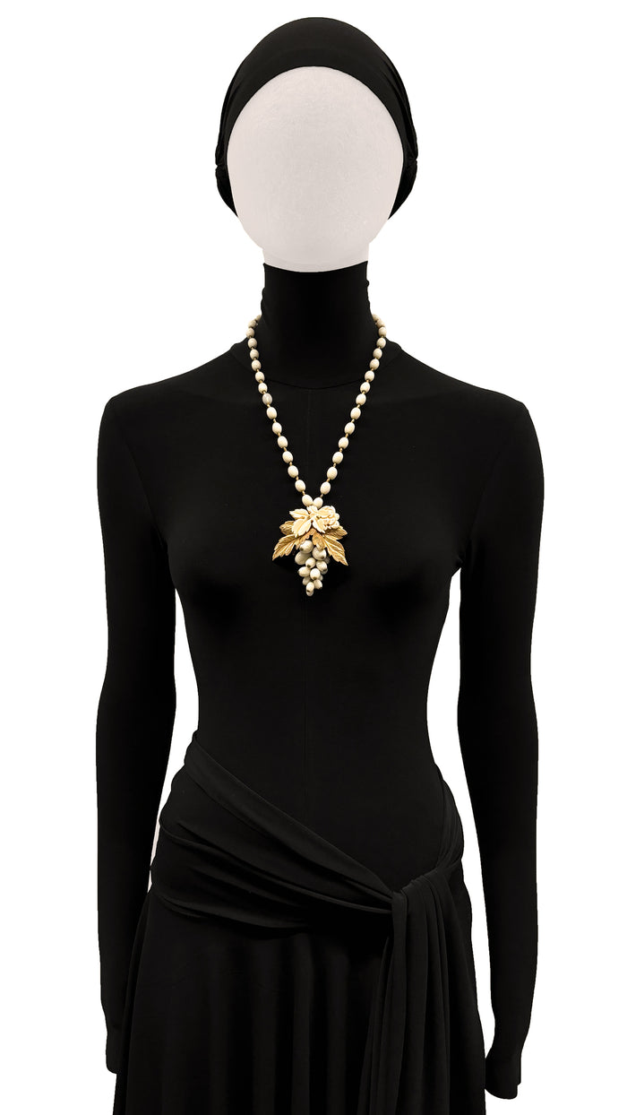 norma kamali MIRIAM HASKELL BEADED PENDANT NECKLACE