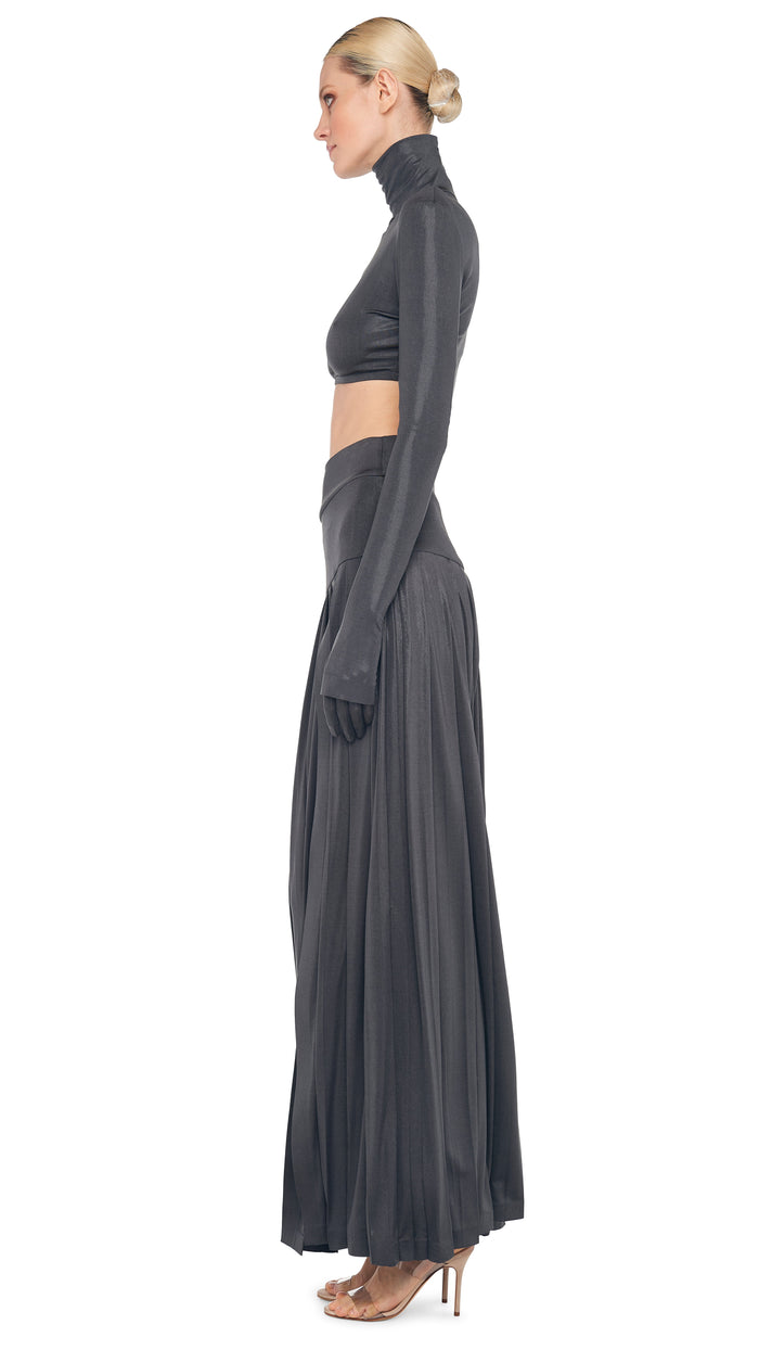 Norma Kamali CROPPED LONG SLEEVE TURTLE TOP