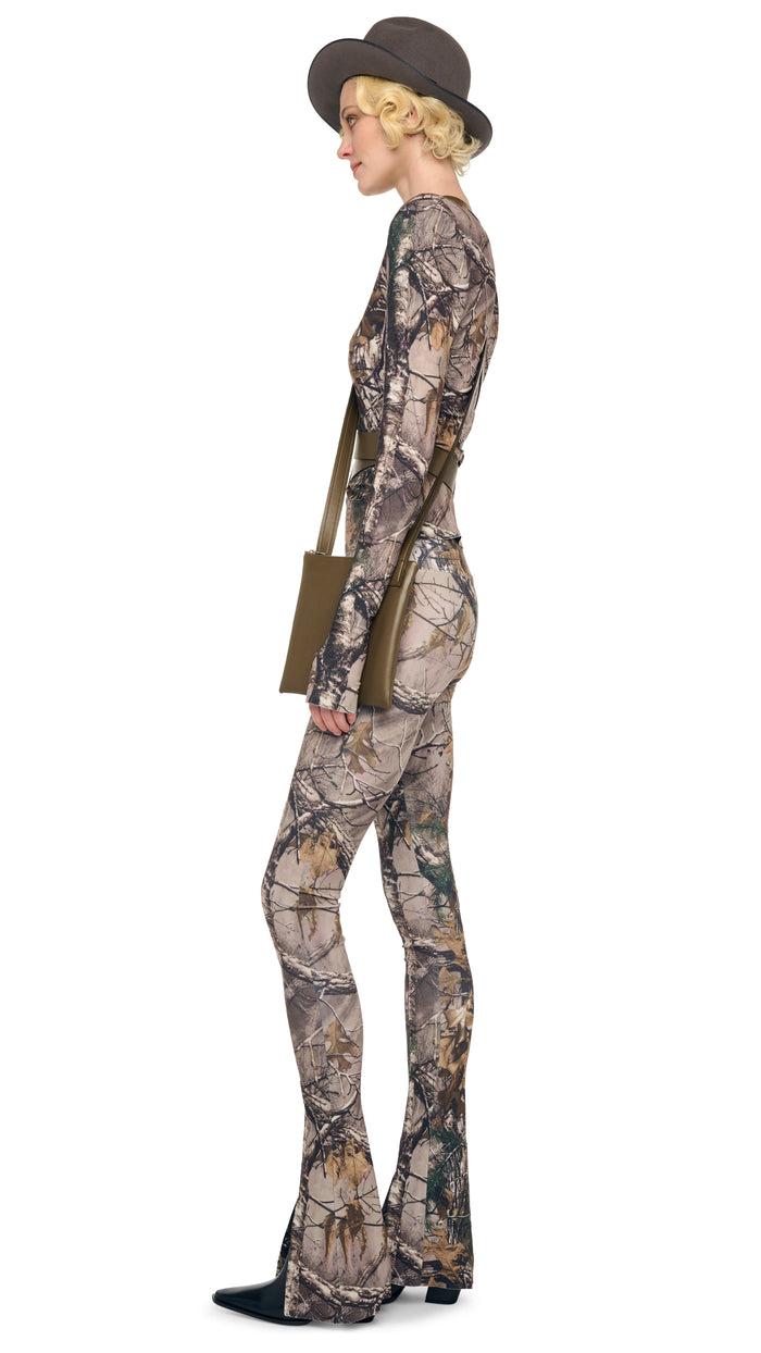 Norma Kamali LONG SLEEVE SHOULDER PAD V NECK TOP