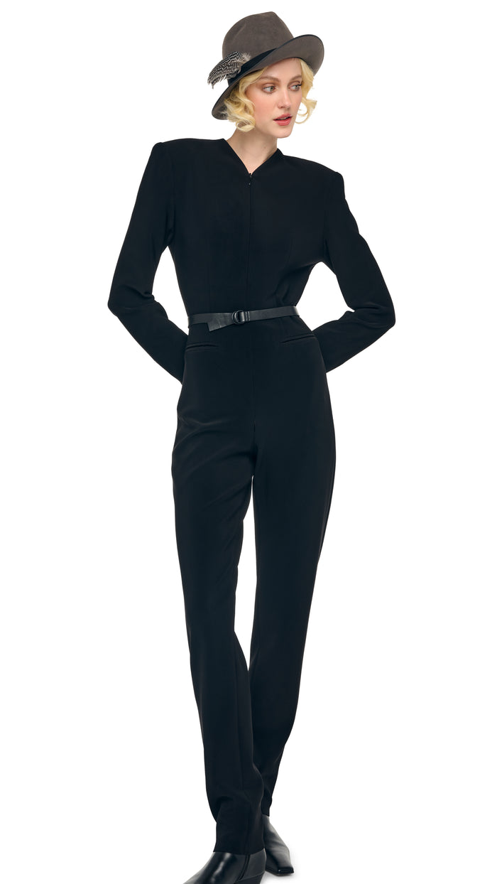 Norma Kamali LS V NECK ZIP FRONT TAPERED JUMPSUIT