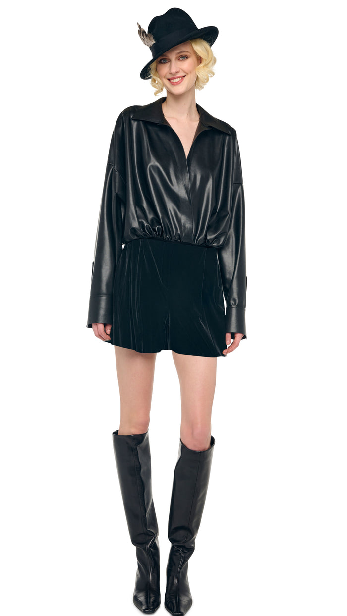 norma kamali MENS PLEAT SHORT