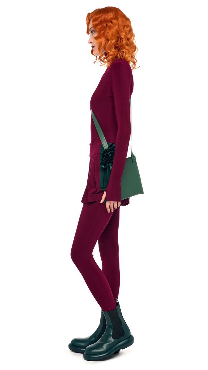 Norma Kamali SIDE STRIPE PLEATED PICKLEBALL SKIRT